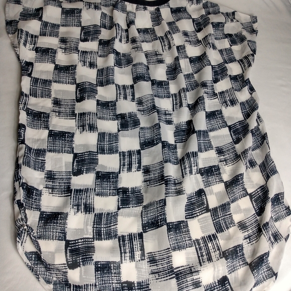 Banana Republic Sheer V-neck Blouse XS - Picture 3 of 7